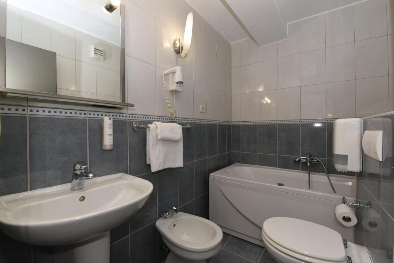 Hotel Tolero Ploce  Dış mekan fotoğraf